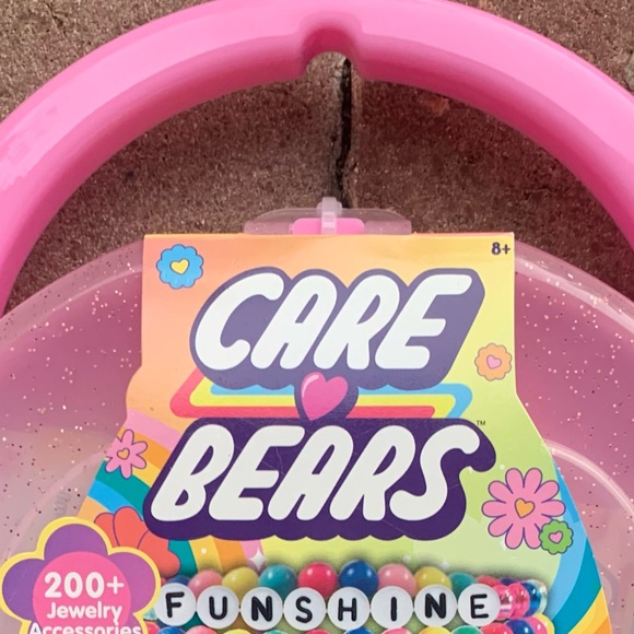 Care Bears Pink Jewelry Making Kit and Case - Picture 3 of 5